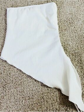 Shasa White One-Shoulder Asymmetric Tube Top